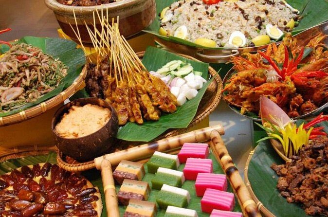 3-Hour Private Street Food Walking Tour in Kuala Lumpur - 10 tastings in 3 hours: how the pace feels on the ground