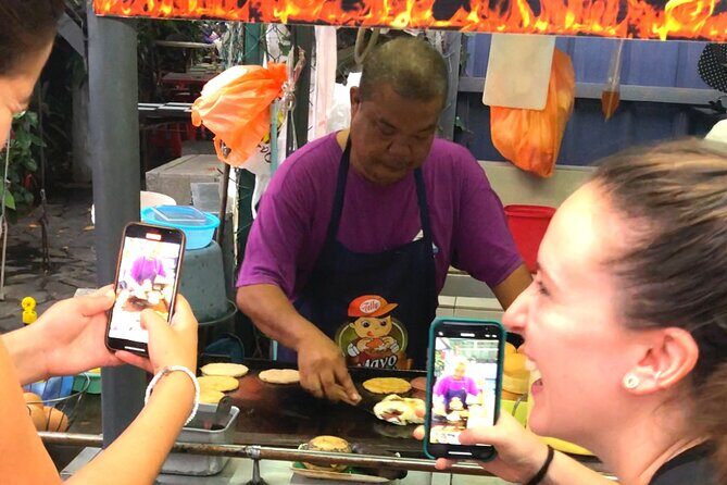 Authentic Malaysian Street Food Tour With 15+ Tastings Near KLCC - Stop 1: Kampung Baru Street Food Bites That Actually Teach You Something