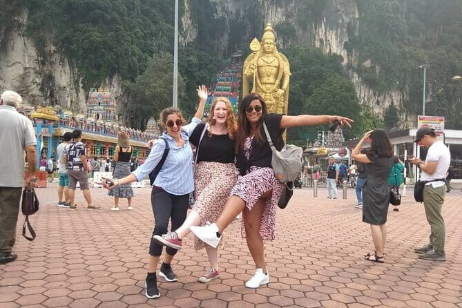 Batu Caves & Putrajaya Highlights: Landmarks & Botanical Garden - Putrajaya: the planned administrative heart of Malaysia