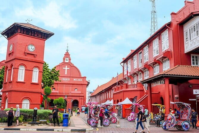 Half Day Cultural And Heritage Walking Tour in Kuala Lumpur - Chinatown and Petaling Street: Shopping and Food on the Same Street