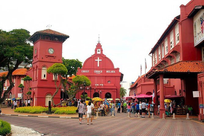 Historical Melaka Day Tour - A Faded Portuguese Fortress: A Famosa and St. Paul’s Hill