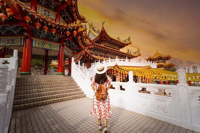 KL Tour with Petronas Twin Towers Observation Deck & Batu Cave - Petronas Twin Towers observation deck and Skybridge views