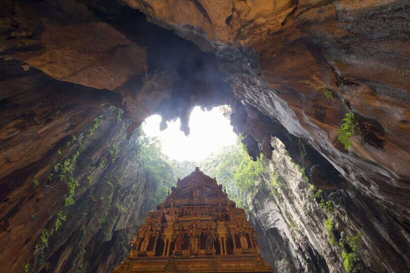 Kuala Lumpur : Batu Caves Private Tour - The drive from Kuala Lumpur: context before you arrive