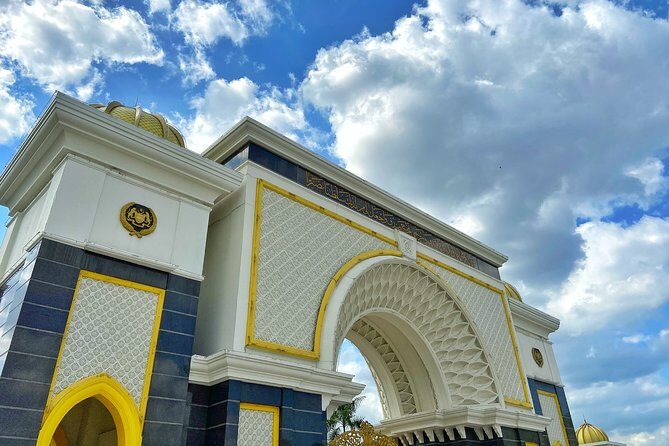 Kuala Lumpur Half Day City Tour (Private Tour) - National Museum Photo Stop: Great Context, Small Fee If You Go In