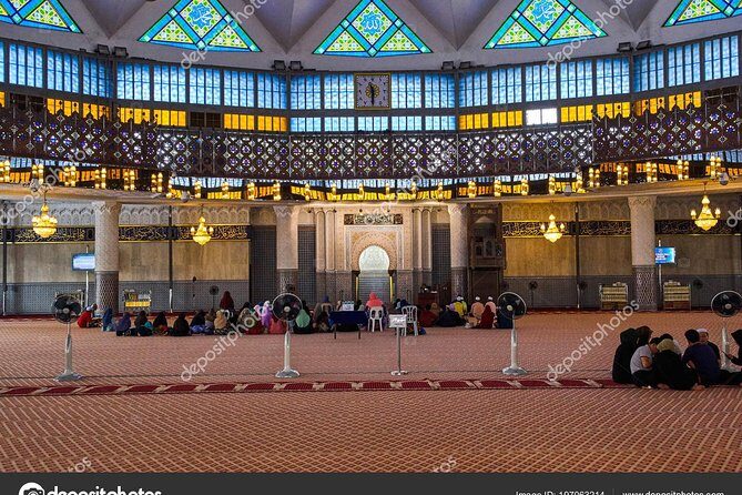 Kuala Lumpur Private City Highlights Tour - Masjid Negara and Merdeka Square: big scale, quick but memorable