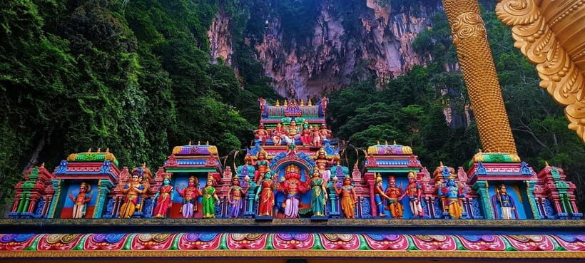 Kuala Lumpur, Putrajaya & Batu Caves Tour - Batu Caves: 272 steps, murals, and macaques at the edge of worship