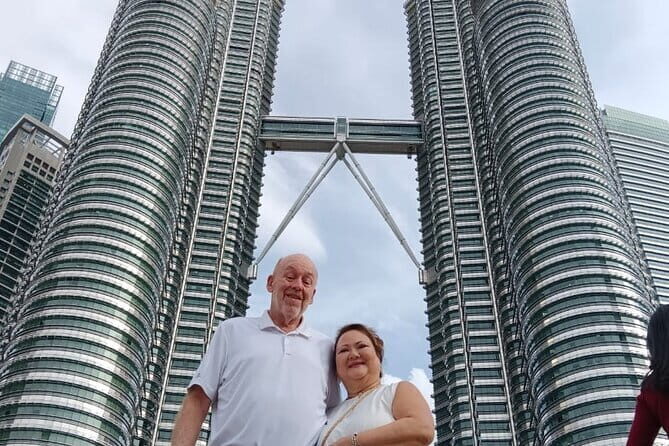 Malaysia: Aquaria KLCC Admission E-Ticket - Price and Value: Is $12.50 a Fair Deal?