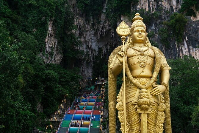Private Half-Day Cultural Tour in Kuala Lumpur - Central Market Kuala Lumpur: the souvenir-and-handicraft stop