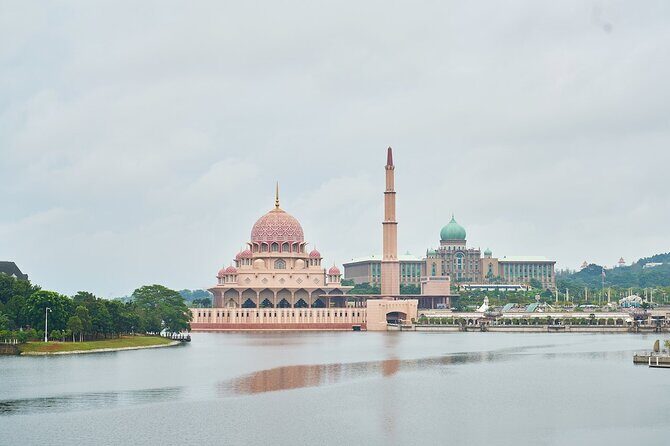 Putrajaya City Tour from Kuala Lumpur - Putrajaya’s architectural power walk from KL