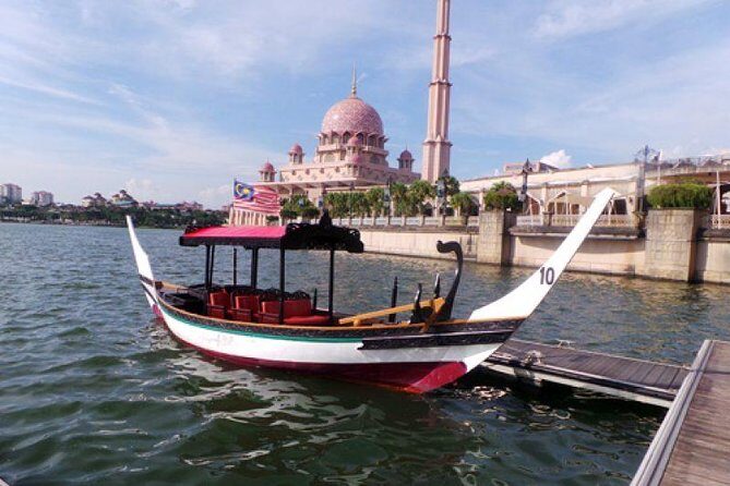 Putrajaya Tour with Traditional Boat Cruise & Pink Mosque (Private) - Putrajaya in 4 hours: what you’re really paying for